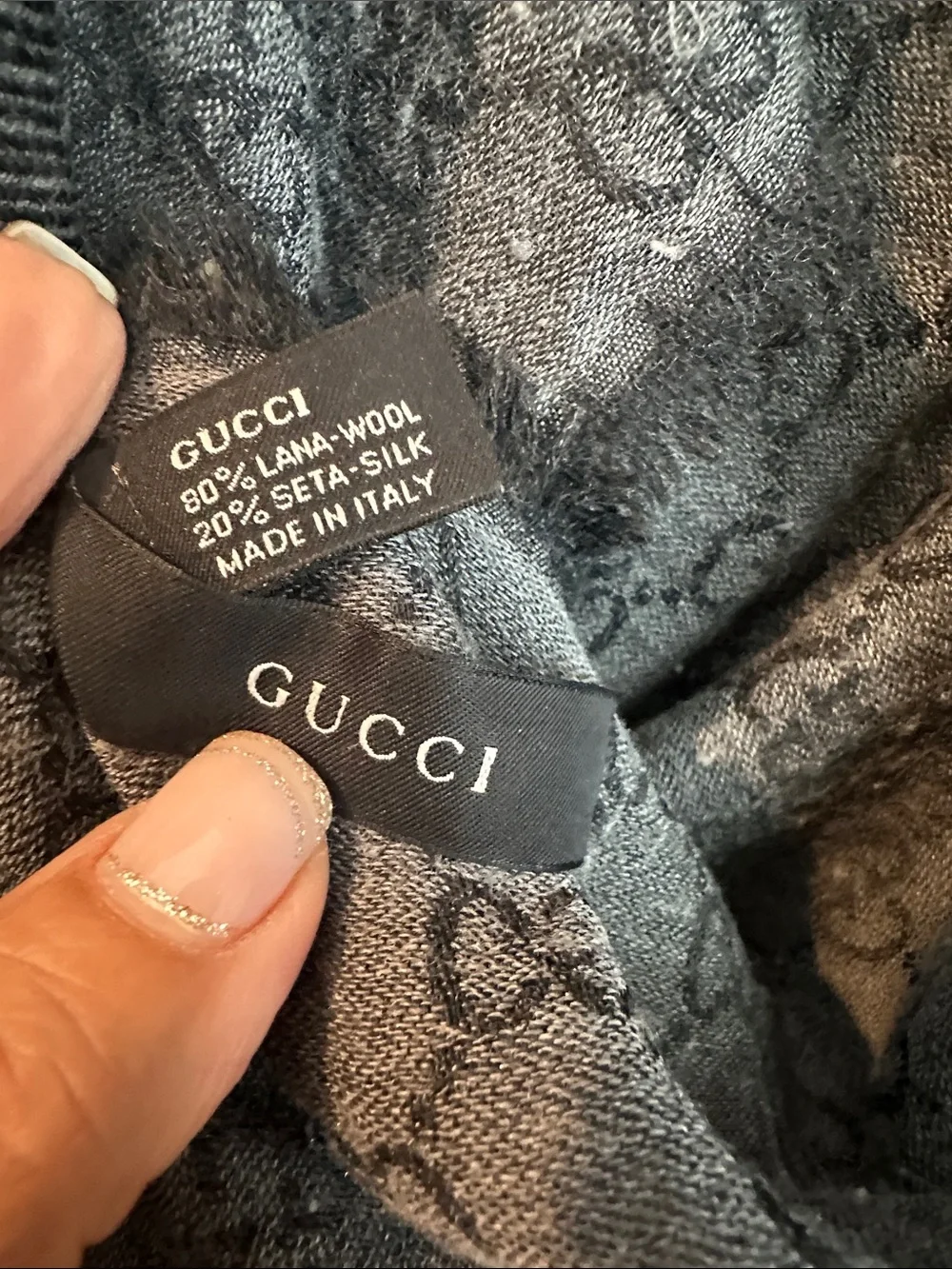 Gucci knit wrap